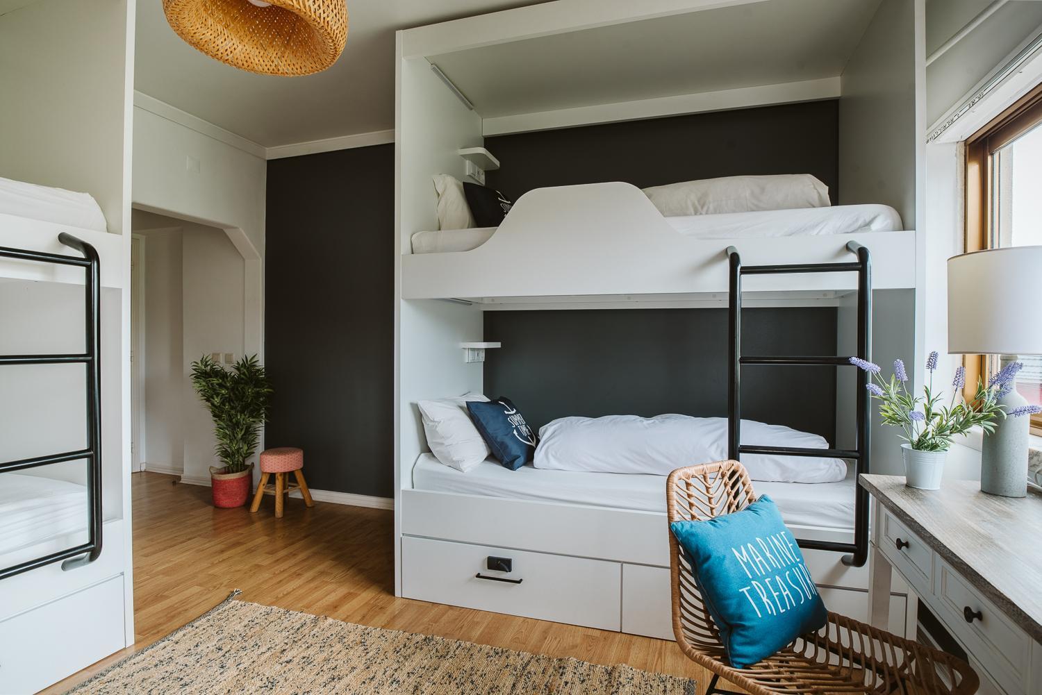 The Salty Pelican Beach Retreat Εστορίλ Δωμάτιο φωτογραφία